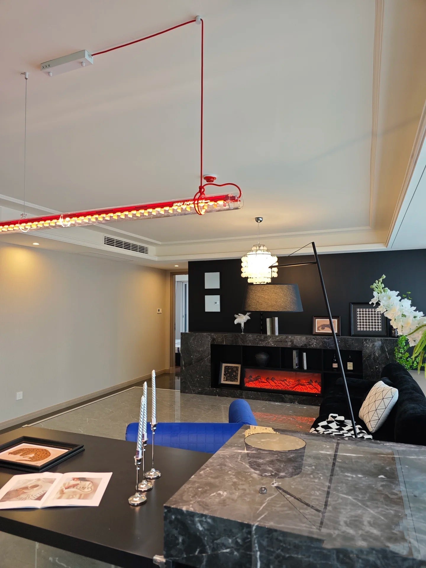 Cata Linear LED Glas Pendelleuchte-Las Sola