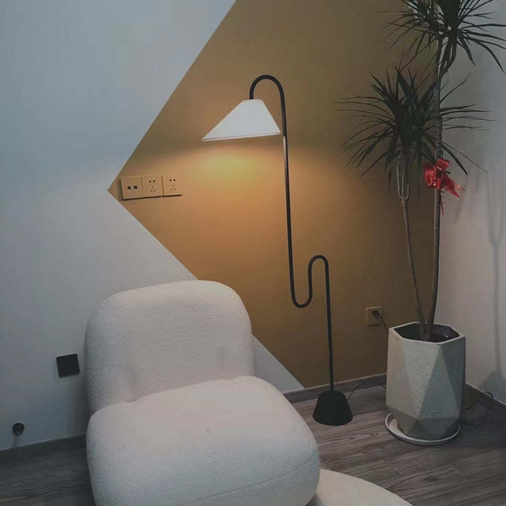 Salgado Design Gebogen LED Vloerlamp Wit Zwart Metaal Stof Woonkamer