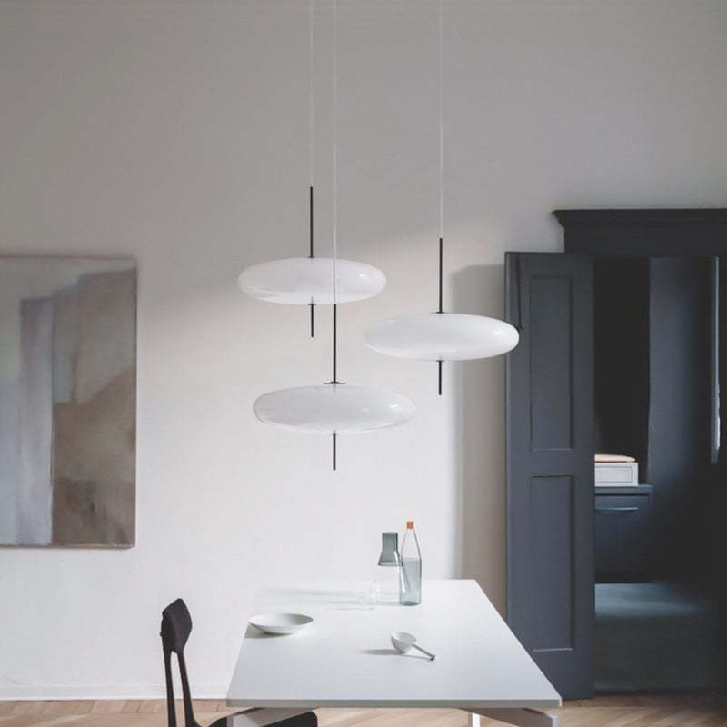 Leilani Vintage Ovaal LED Hanglampen Wit/Zwart Metaal/Acryl Slaapkamer