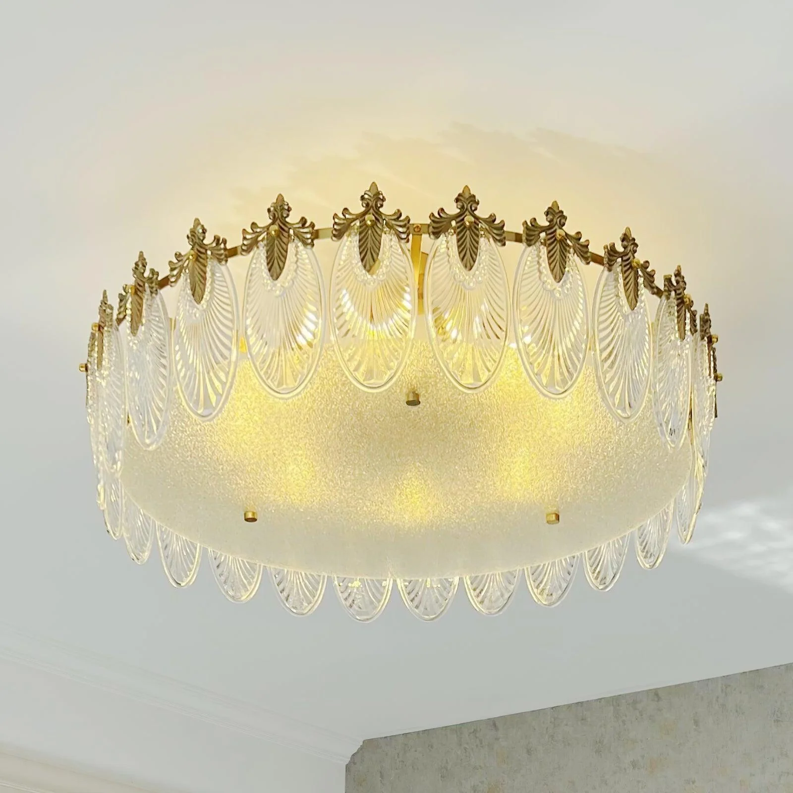Alessio Vintage Luxury Glass Round Chandelier Living Dining Room