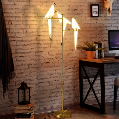 Clifford Design Bird LED Vloerlamp Goud Metaal Acryl Kinderkamer