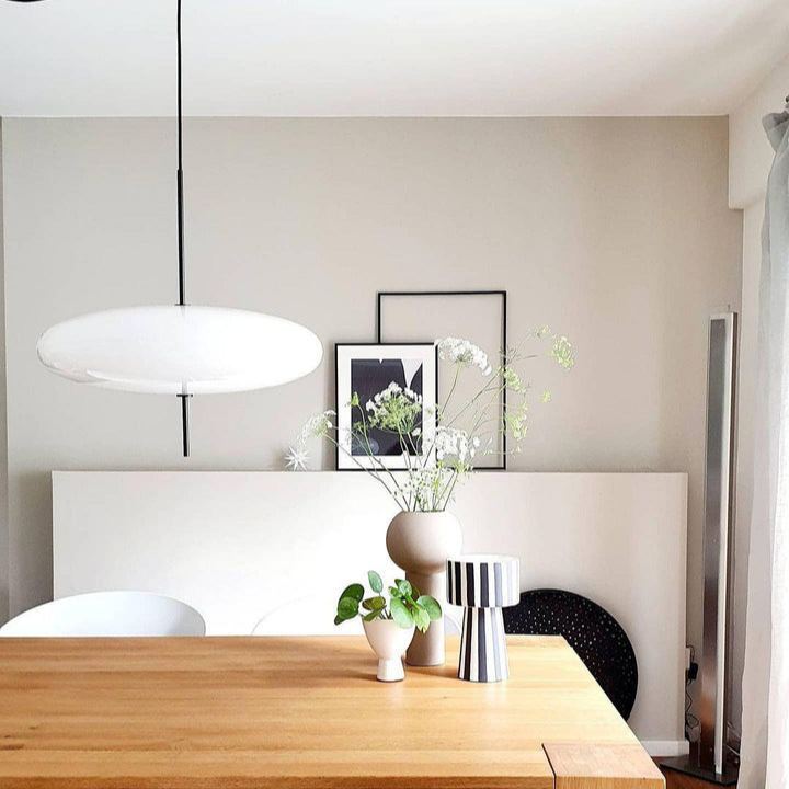 Leilani Vintage Ovaal LED Hanglampen Wit/Zwart Metaal/Acryl Slaapkamer