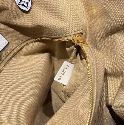LV OnTheGo GM Tote Bag Monogram Giant Canvas Khaki/Cream/Beige For Women,  Shoulder Bags 16.3in/41.5cm LV M44571