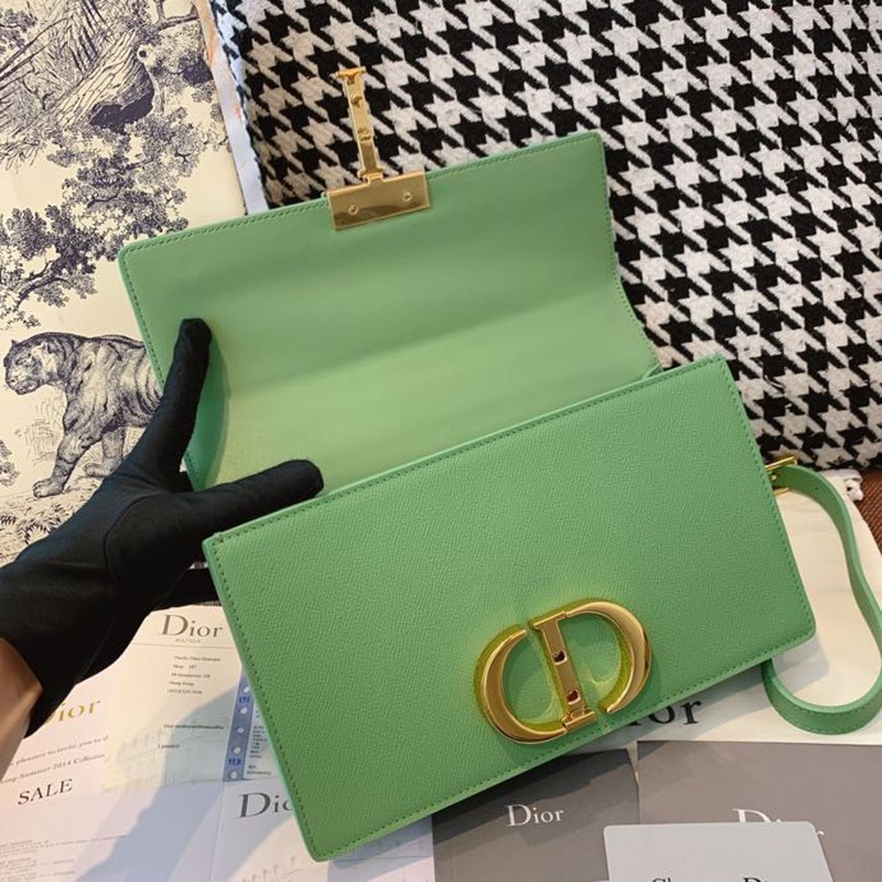 DI 30 Montaigne Chained Bag Deep Mint Green Box For Women 24cm/9in CD