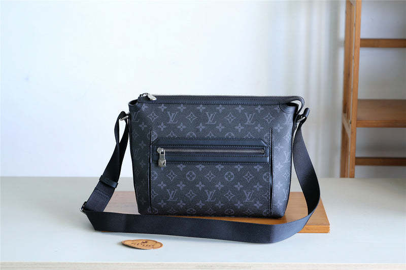 Dubula Fashion Lu-Vi bags - 10500
