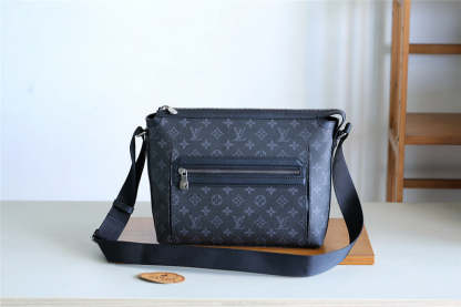 Dubula Fashion Lu-Vi bags - 10500