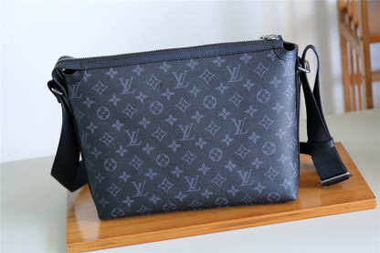 Dubula Fashion Lu-Vi bags - 10500