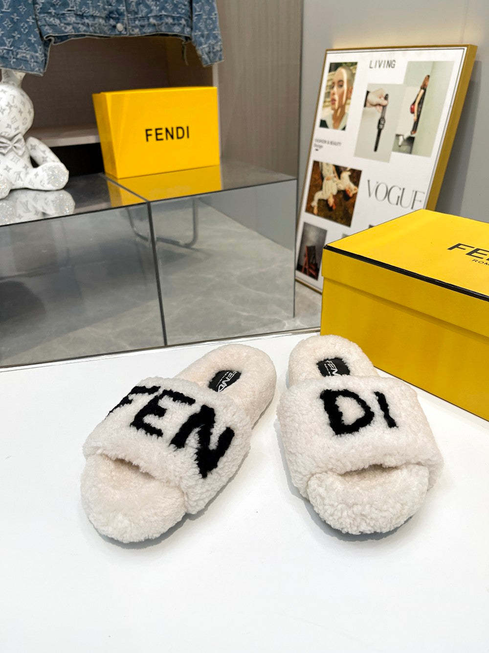 Luxury Shoes - FED - 372