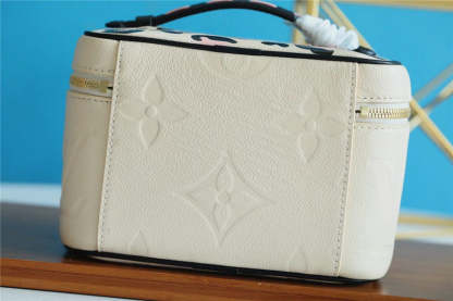 Dubula Fashion Lu-Vi bags - 8908