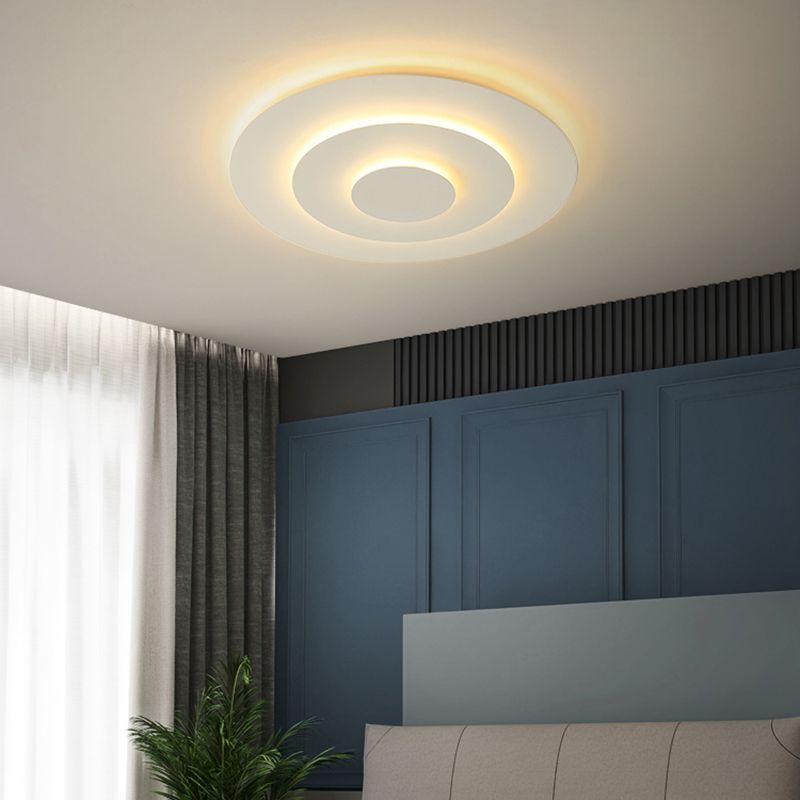 Quinn LED Moderne Rond Plafonnier Métal Blanc Chambre à Coucher/Salon
