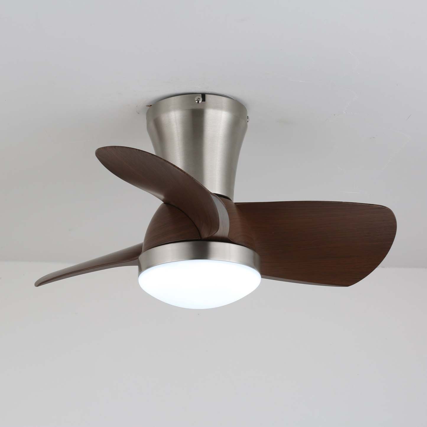 Plafonnier Ventilateur Moderne en Bois Deynor - Neutralighting