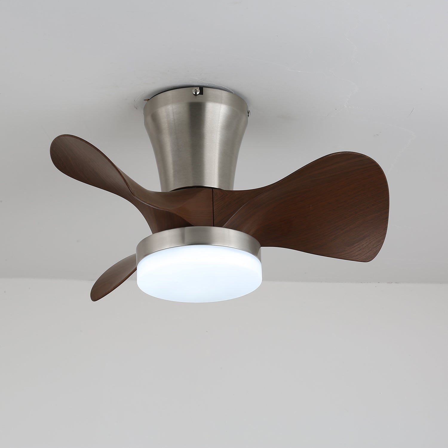 Plafonnier Ventilateur Nera en Bois Moderne - Neutralighting
