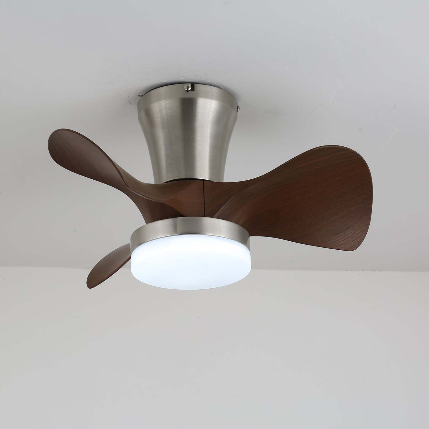 Plafonnier Ventilateur Nera en Bois Moderne - Neutralighting