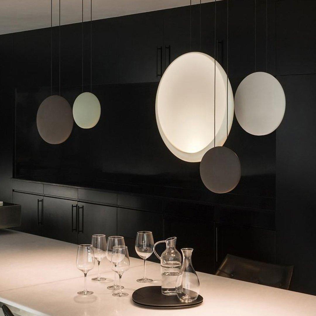 Zaid Ronde LED Suspension Noir Blanc Résine Métal Salon Chambre