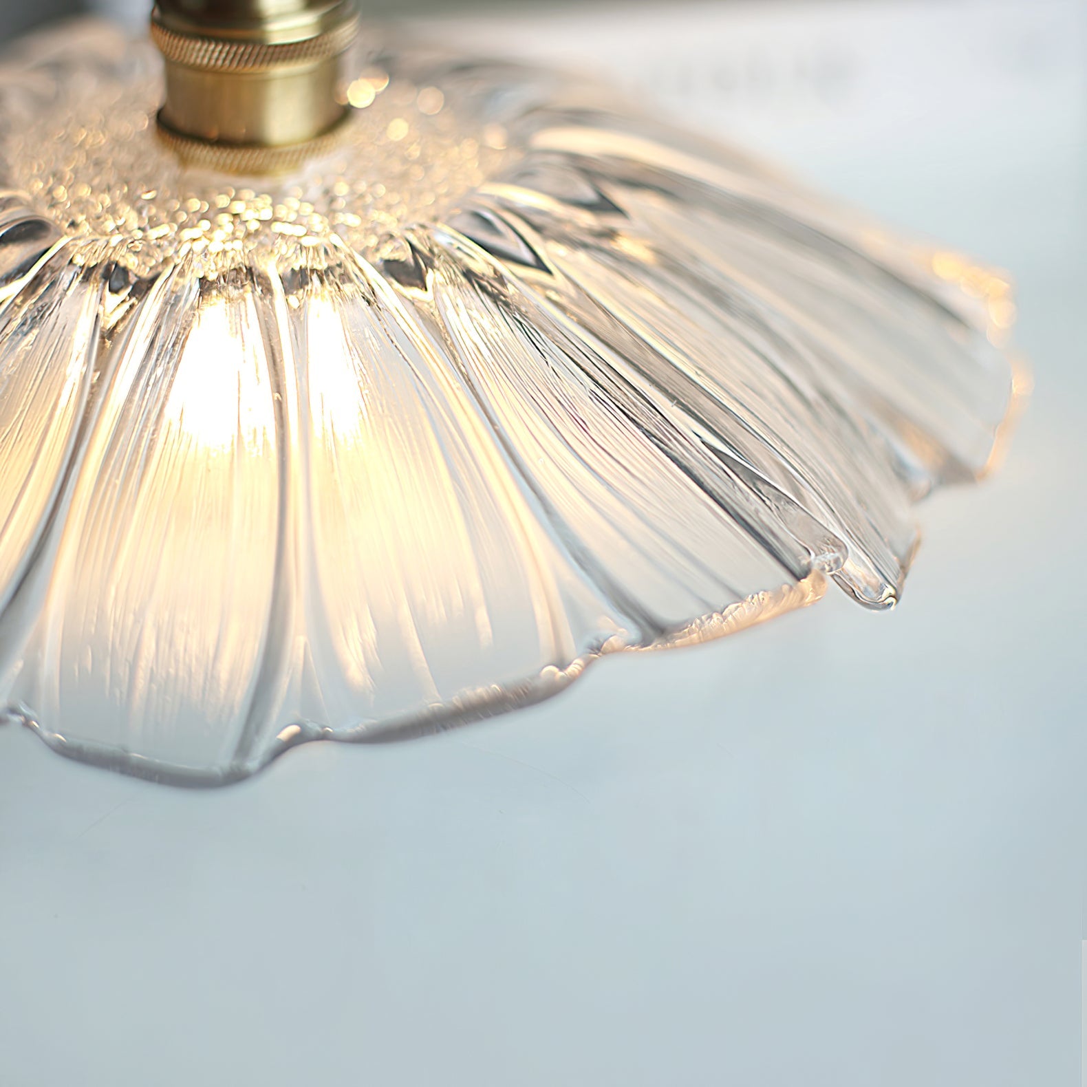 Verona Vintage Flower Glass Pendant Light