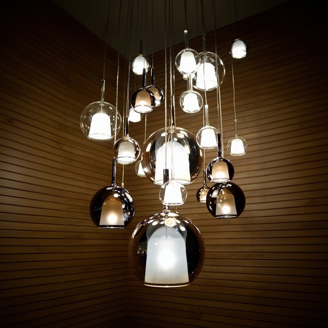 Glo Pendant Light - Vakkerlight