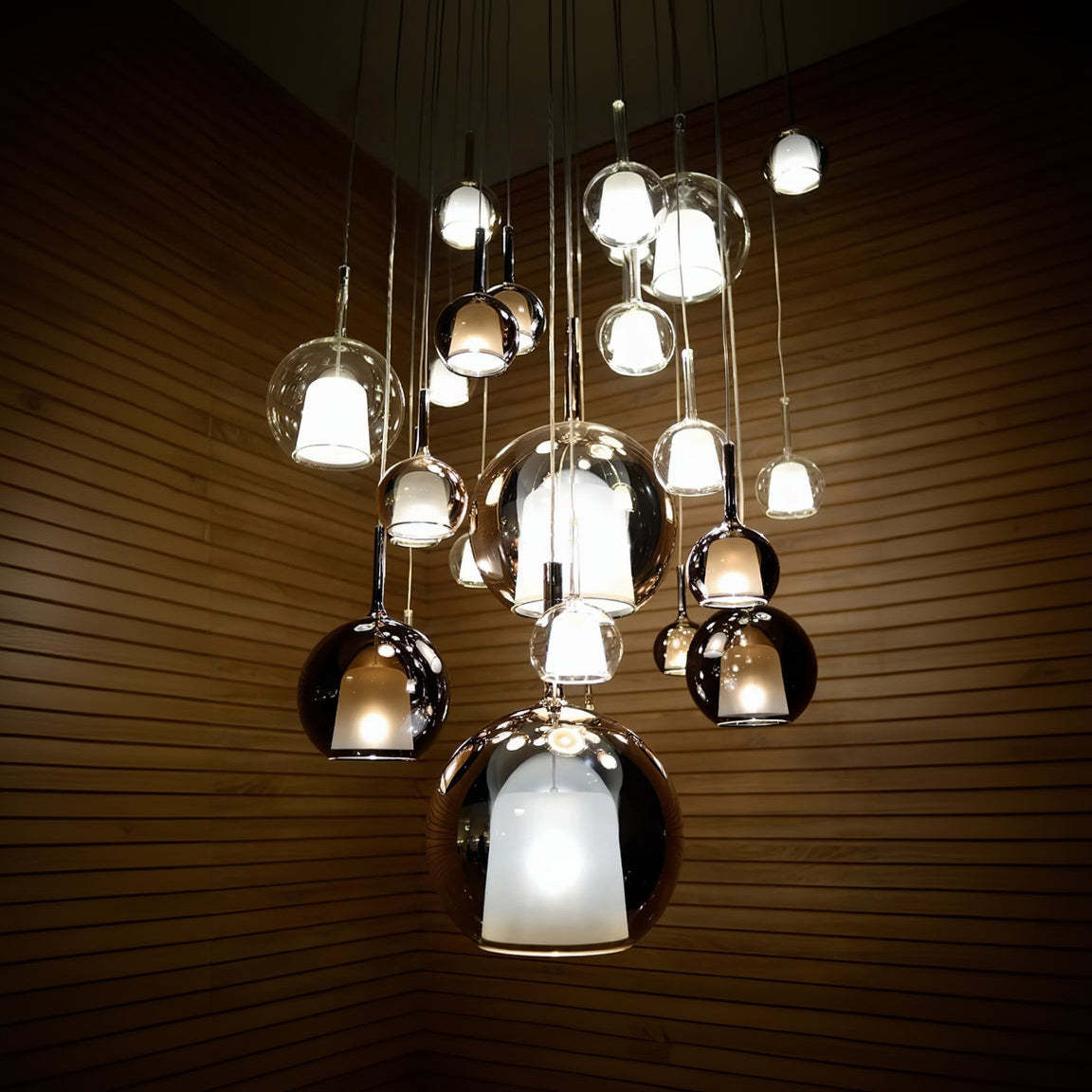 Glo Pendant Light - Vakkerlight