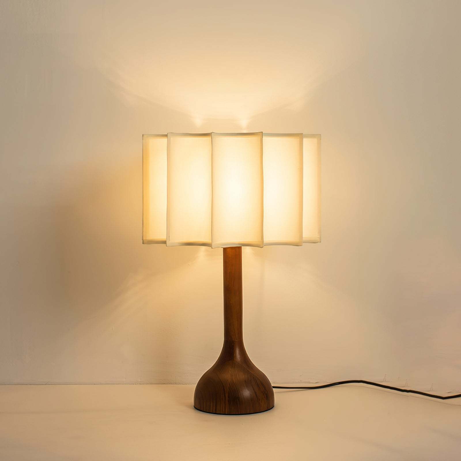 Artelux Hakka Table Lamp