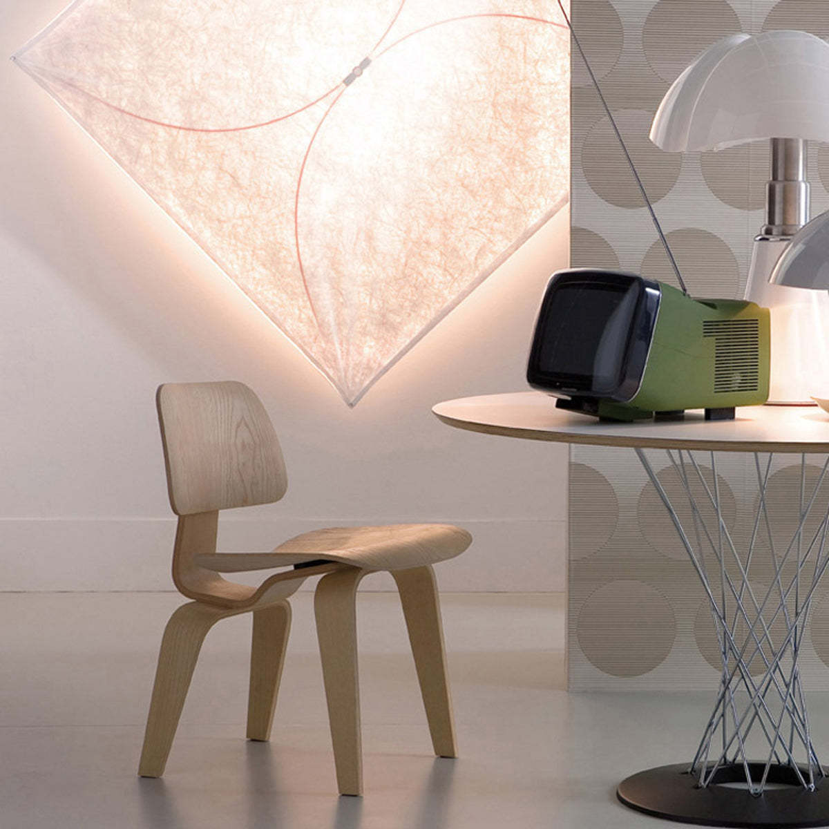 Hakka Kite Wall Light