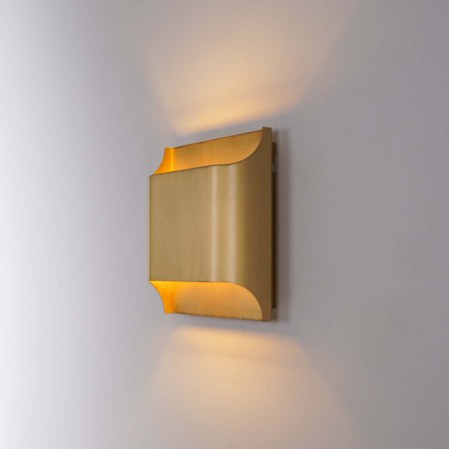 Artelux Leclerc Brass Wall Sconce