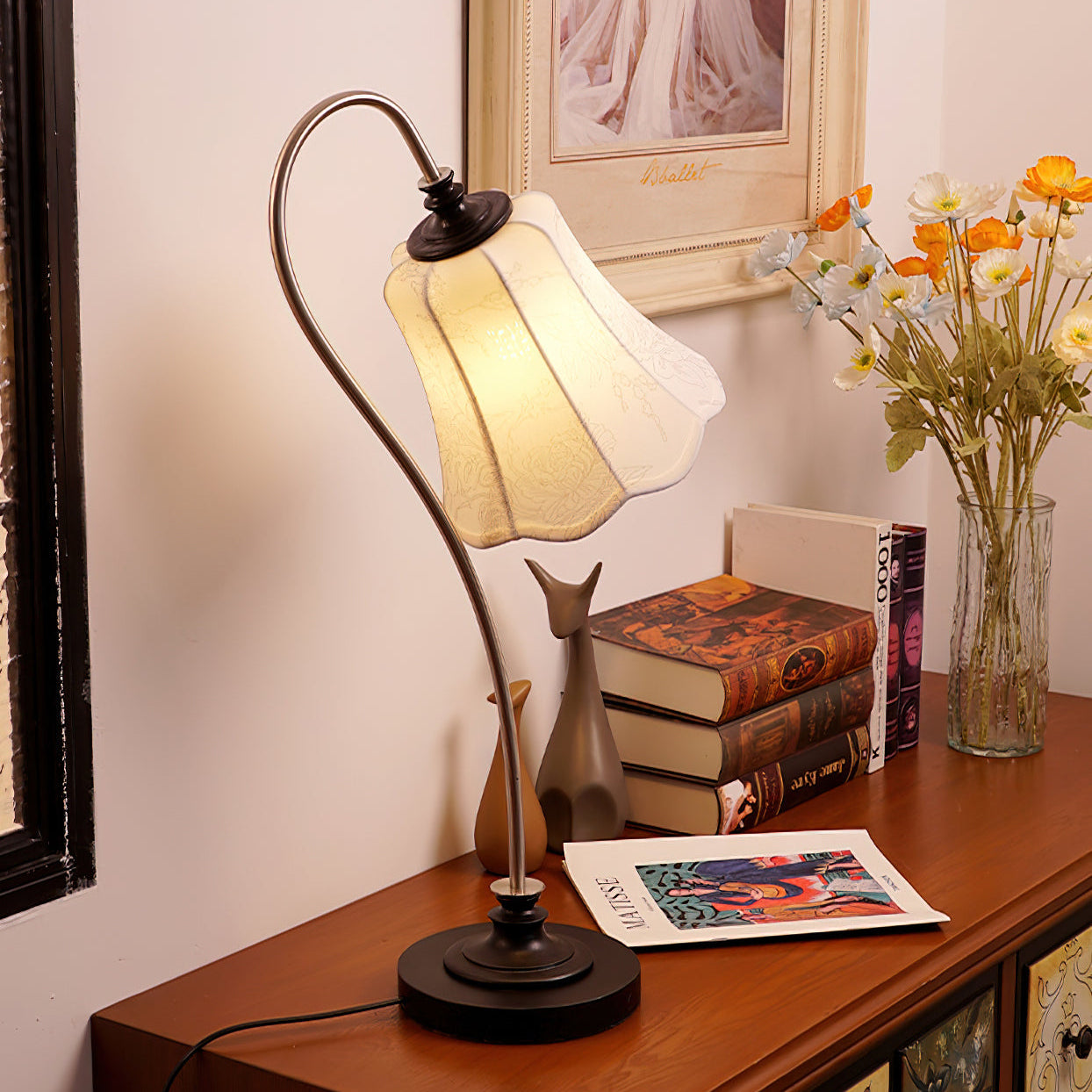 Hakka Wood Metal Pleated Table Lamp