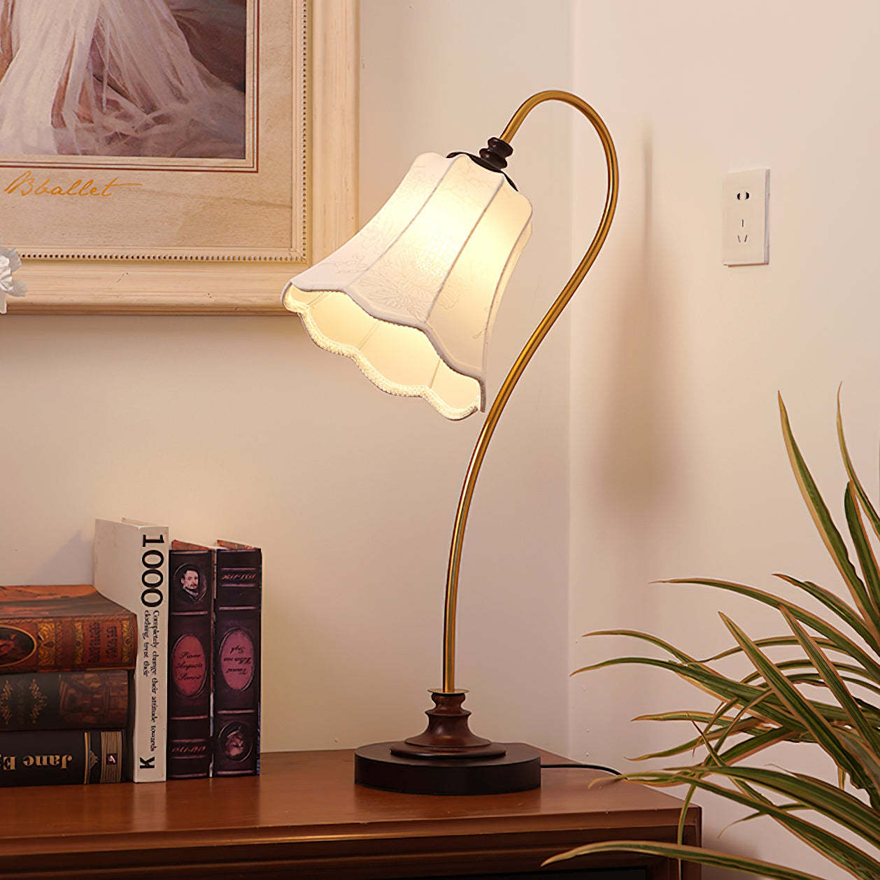 Hakka Wood Metal Pleated Table Lamp