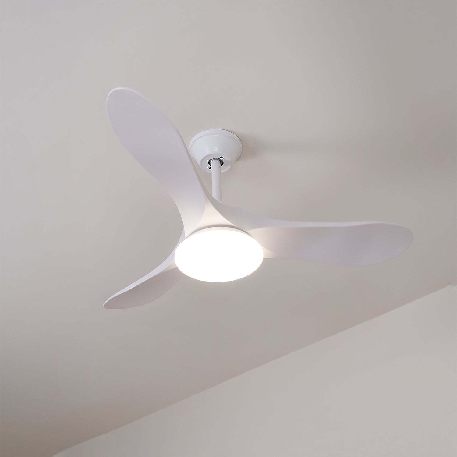 Plafonnier ventilateur moderne en bois Velix - Neutralighting