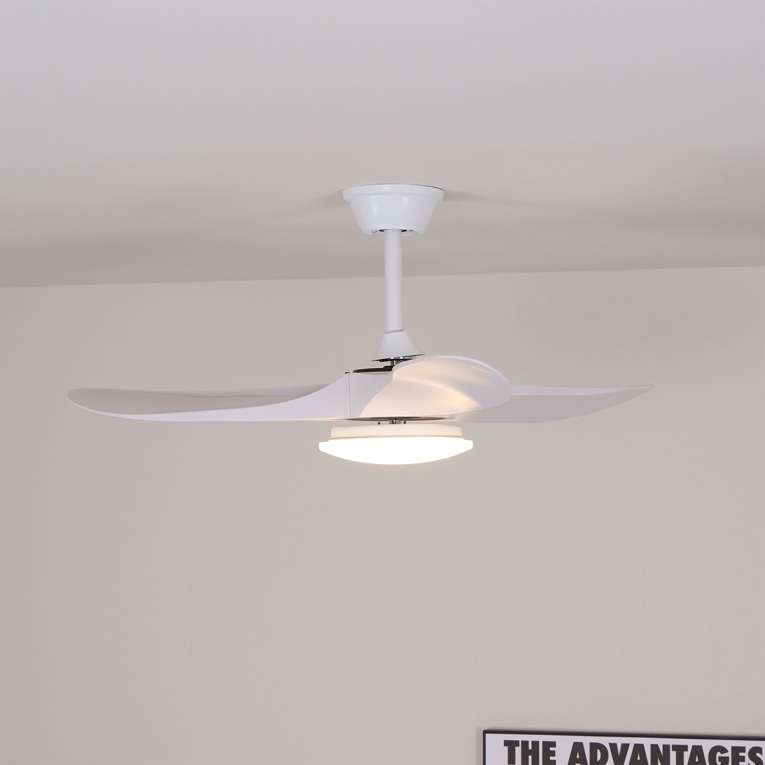 Plafonnier ventilateur moderne en bois Velix - Neutralighting