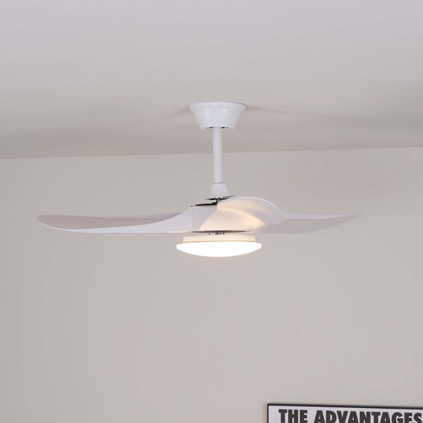 Plafonnier ventilateur moderne en bois Velix - Neutralighting