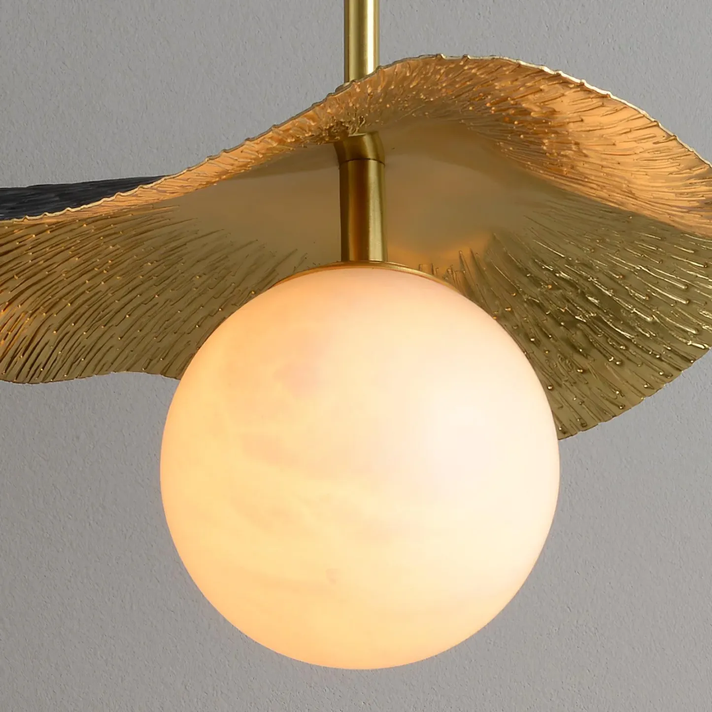 Carins Modern Unusual Lotus Leaf Pendant Light Bedroom Living Room
