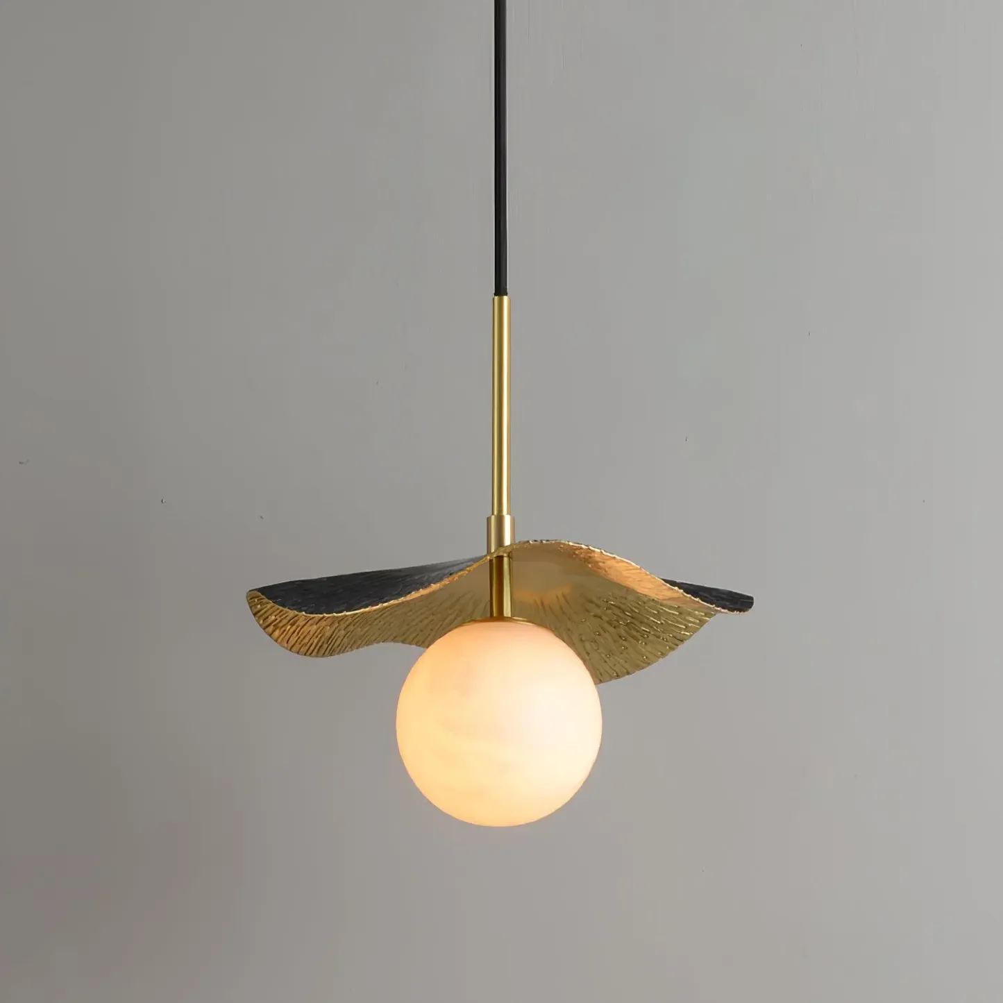 Carins Modern Unusual Lotus Leaf Pendant Light Bedroom Living Room