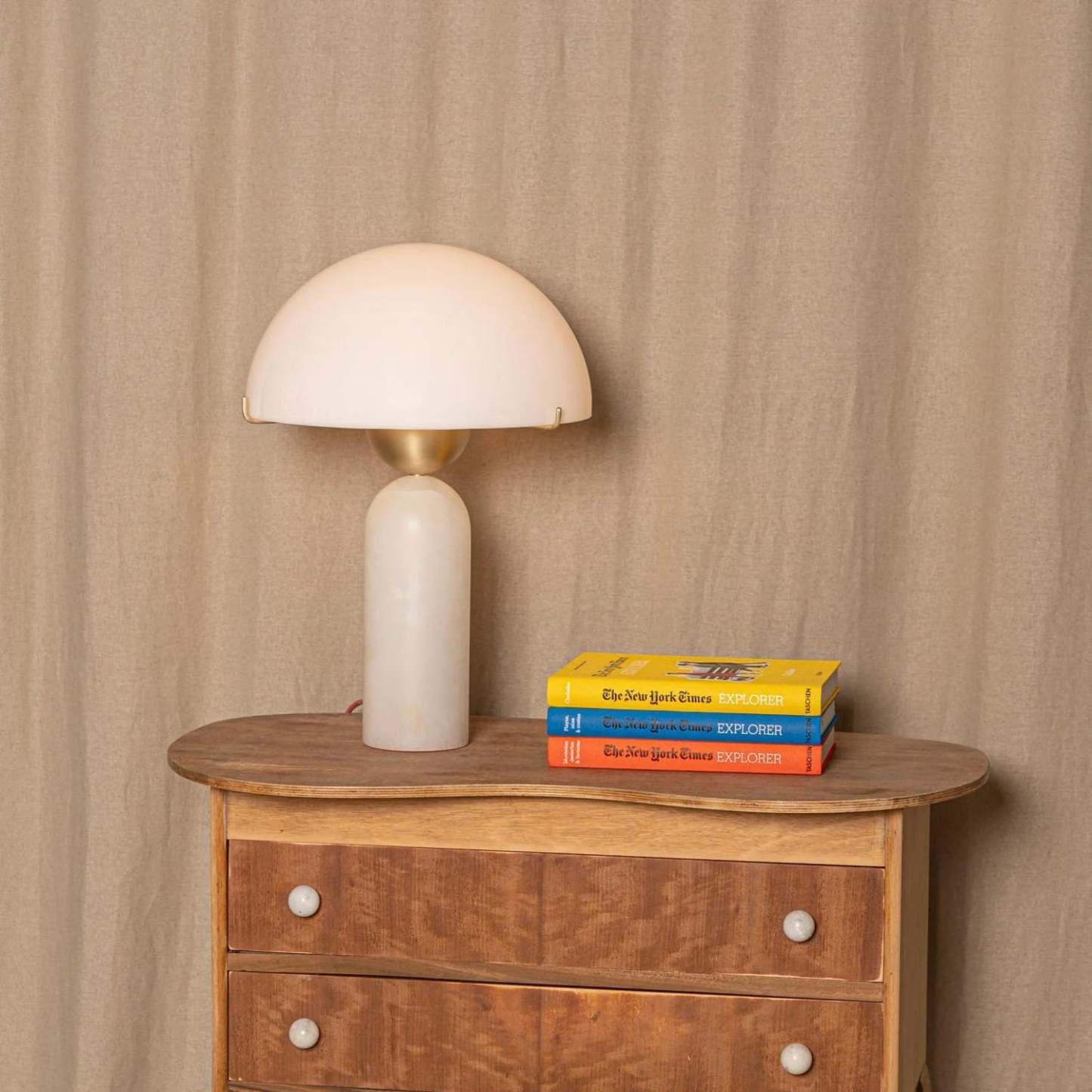 Artelux Peono Alabaster Table Lamp