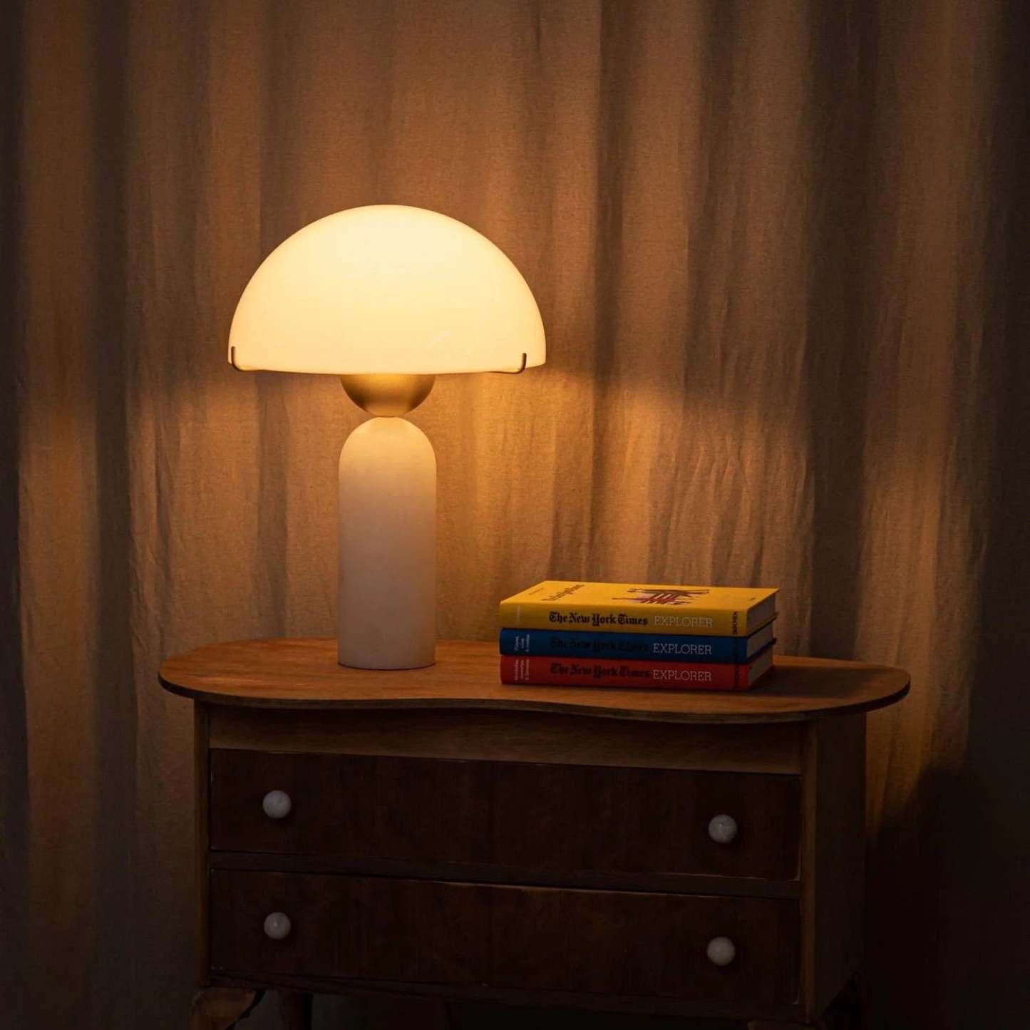 Artelux Peono Alabaster Table Lamp