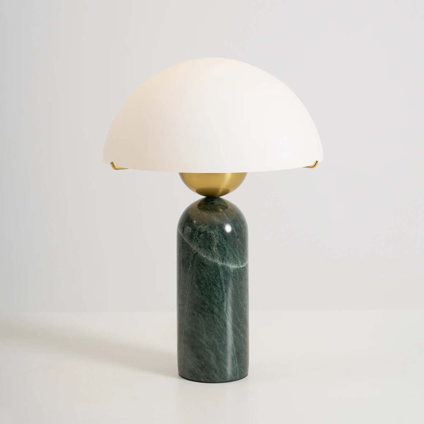 Artelux Peono Alabaster Table Lamp