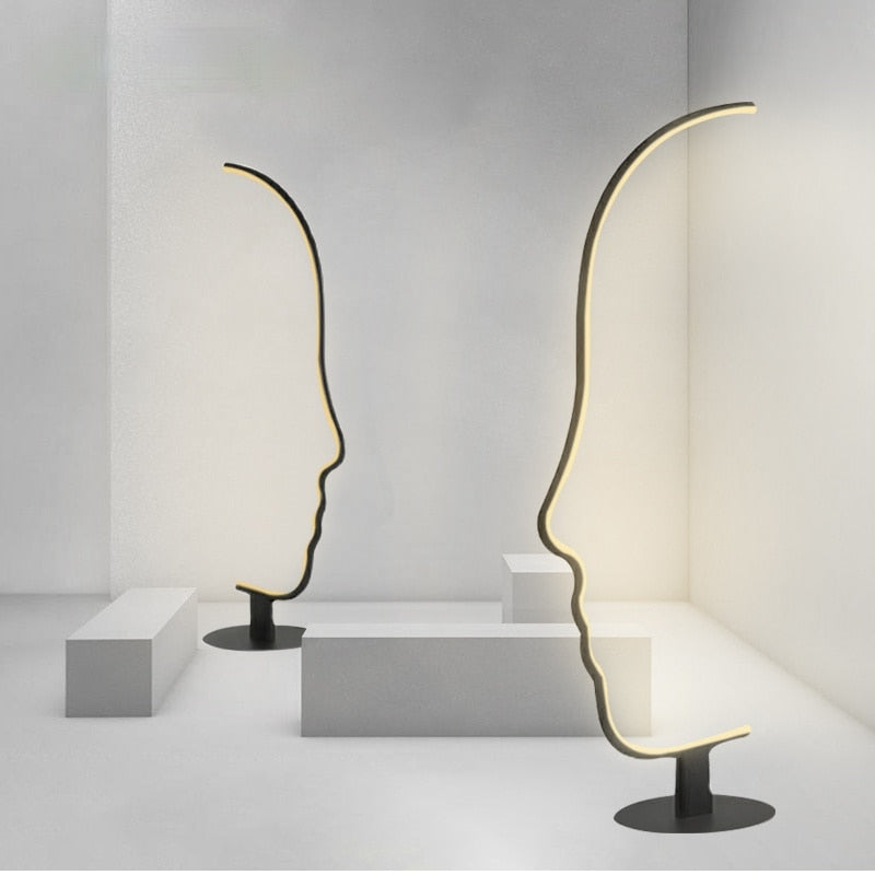 Edge Lampe sur pied Led visage de humain postmoderne pour la chambre