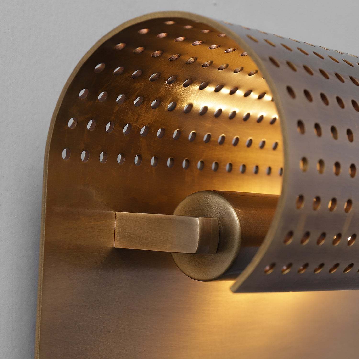 The Artelux Precision Sconce