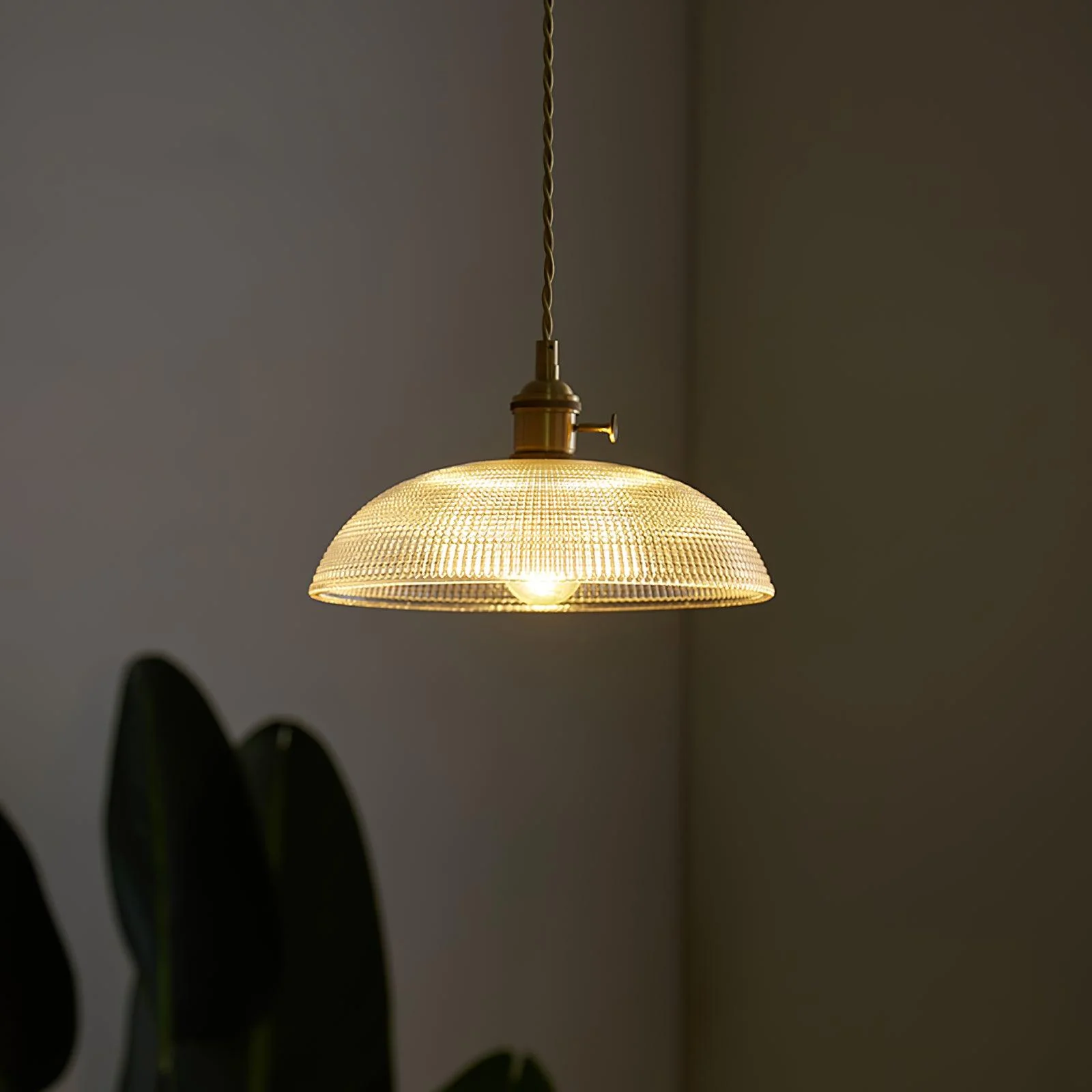 Hailie Moderne Métal Verre Opaque Suspensions Chambre à Coucher Salon