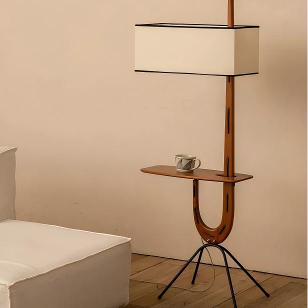 Drift Giraffe Floor Lamp