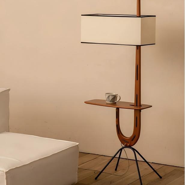 Drift Giraffe Floor Lamp