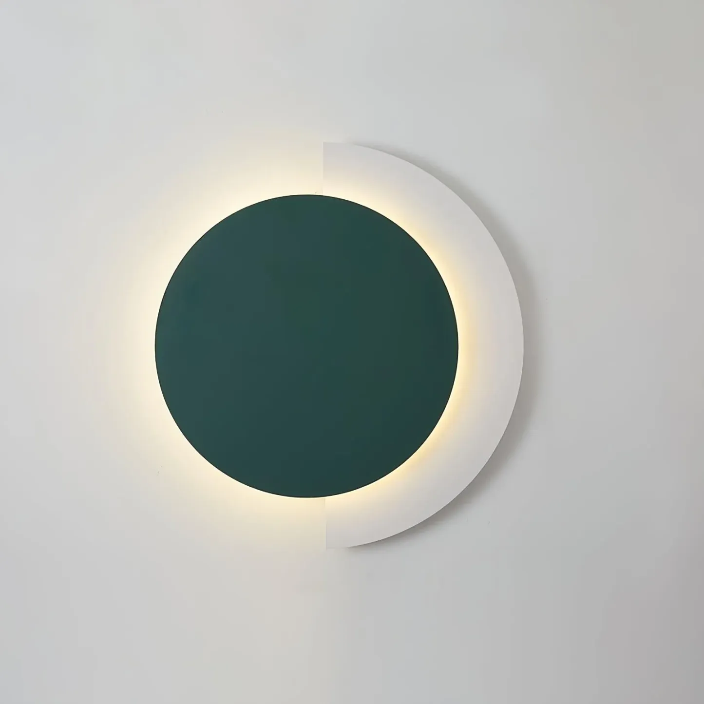 Edge Minimalism Rounded Acrylic Metal Wall Lamp Dining Room Bedroom