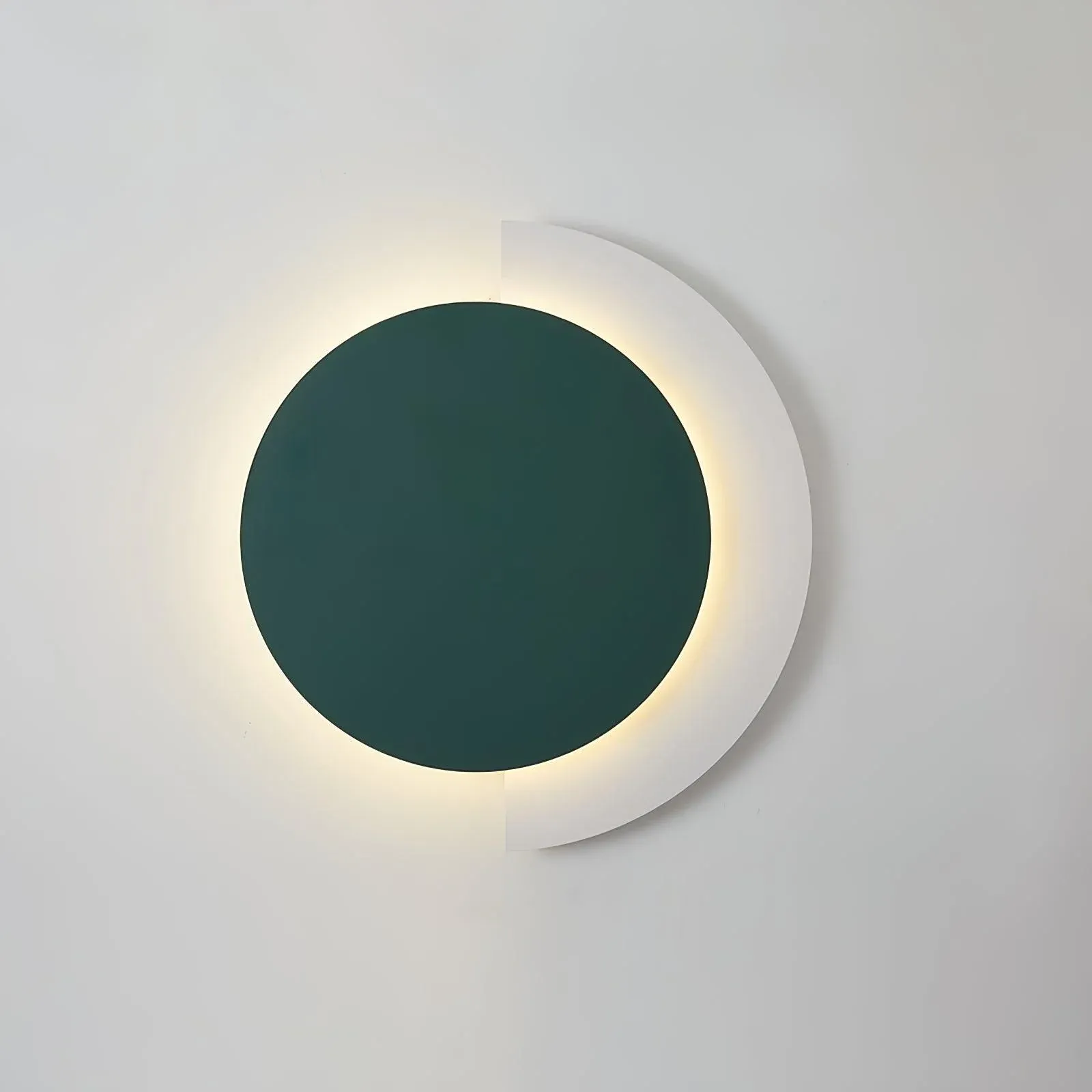 Edge Minimalism Rounded Acrylic Metal Wall Lamp Dining Room Bedroom