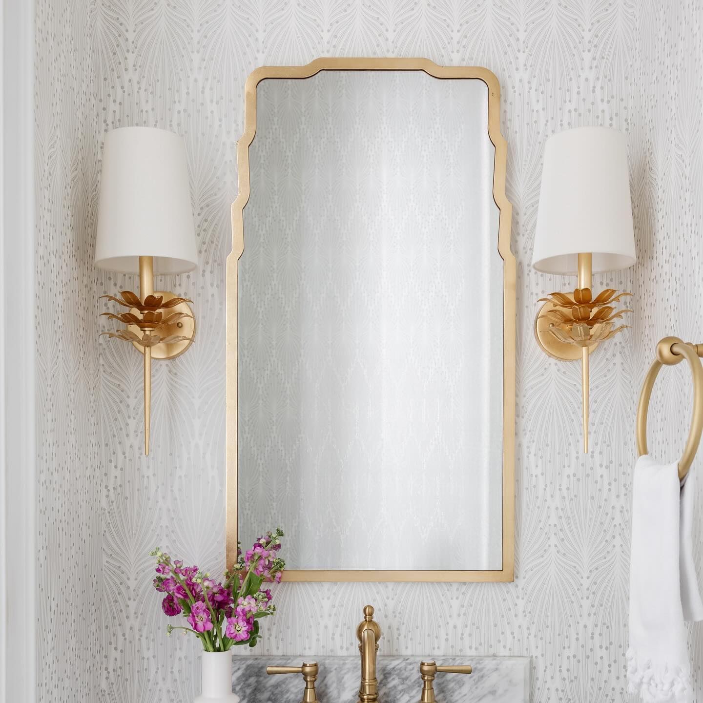 Alessio Minimalism Metal Fabric Brass Silver Wall Lamp Dining Room Bedroom