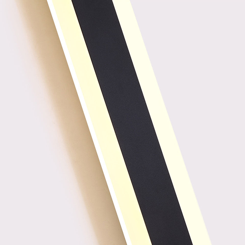 Orr Minimalist linear Metal Outdoor Wall Lamp, Black