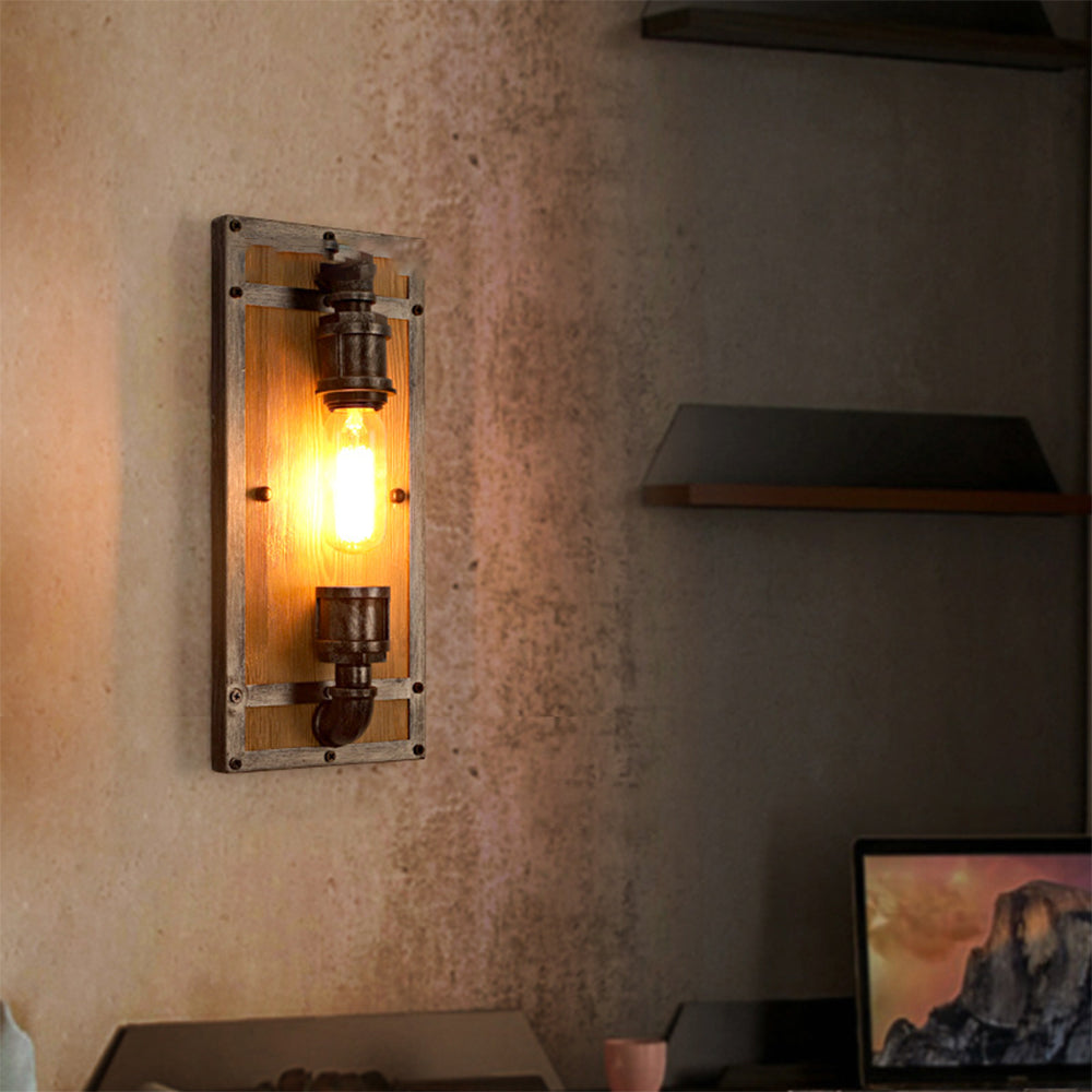 Industrial Alessio Wall Lamp in wood and metal