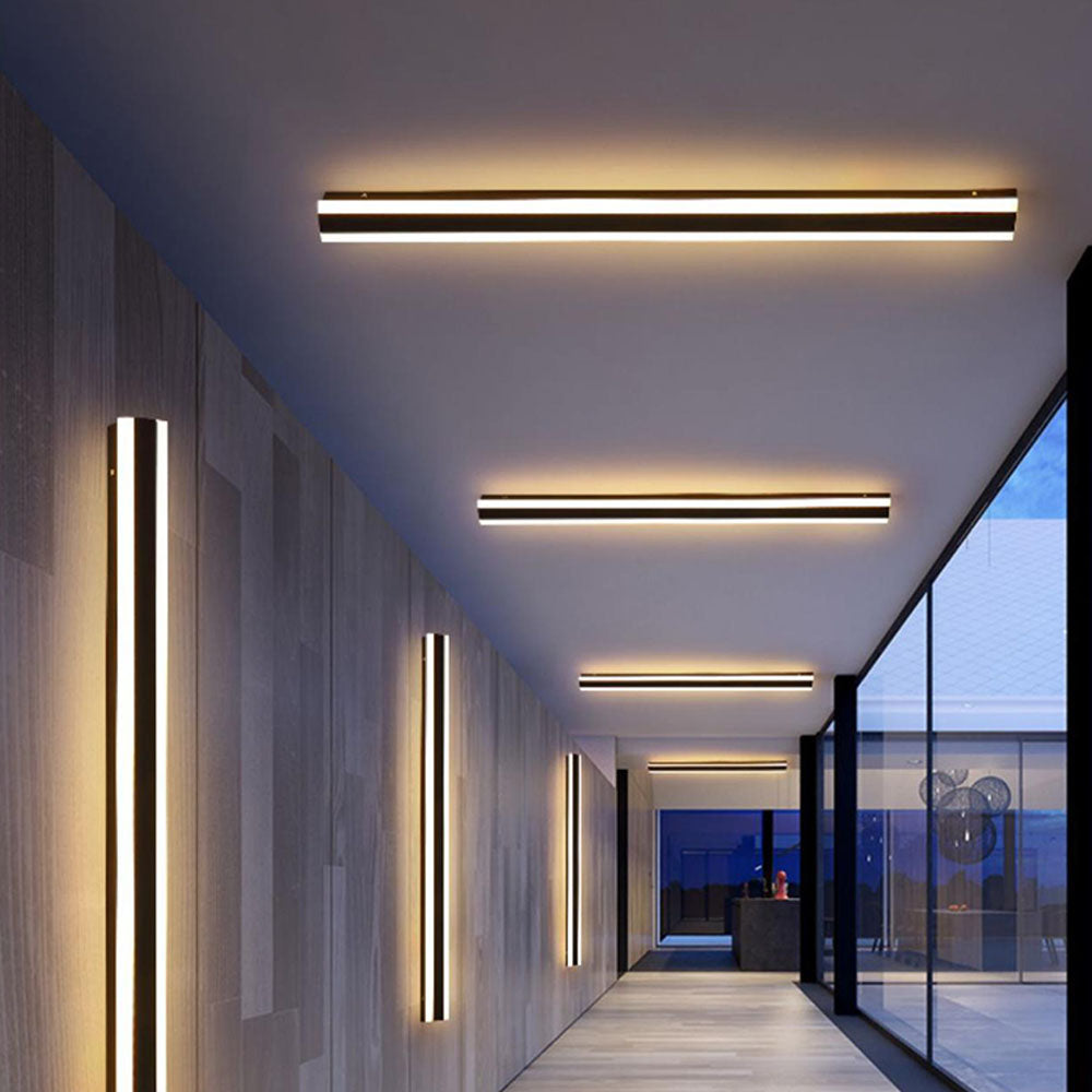 Orr Minimalist linear Metal Outdoor Wall Lamp, Black