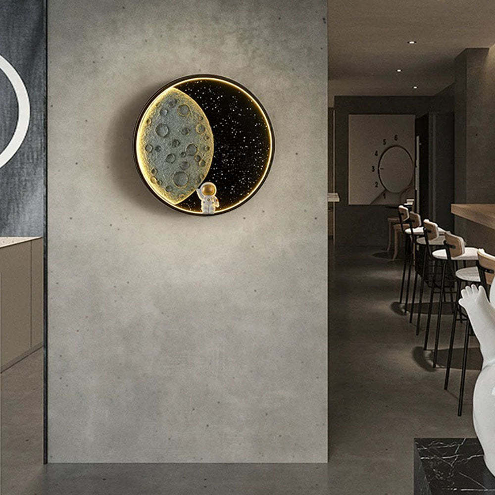 Elif Astronaut Round Moon Black Wall Lamp, Metal