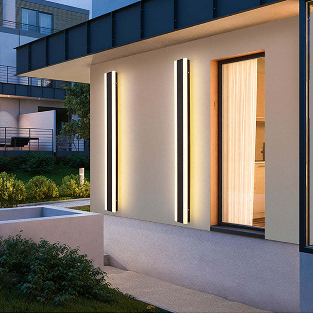 Orr Minimalist linear Metal Outdoor Wall Lamp, Black