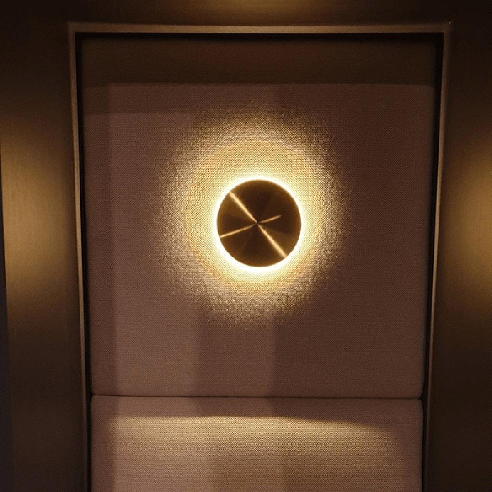 Edge Modern Round Brass Metal Wall Light Bathroom Living Room