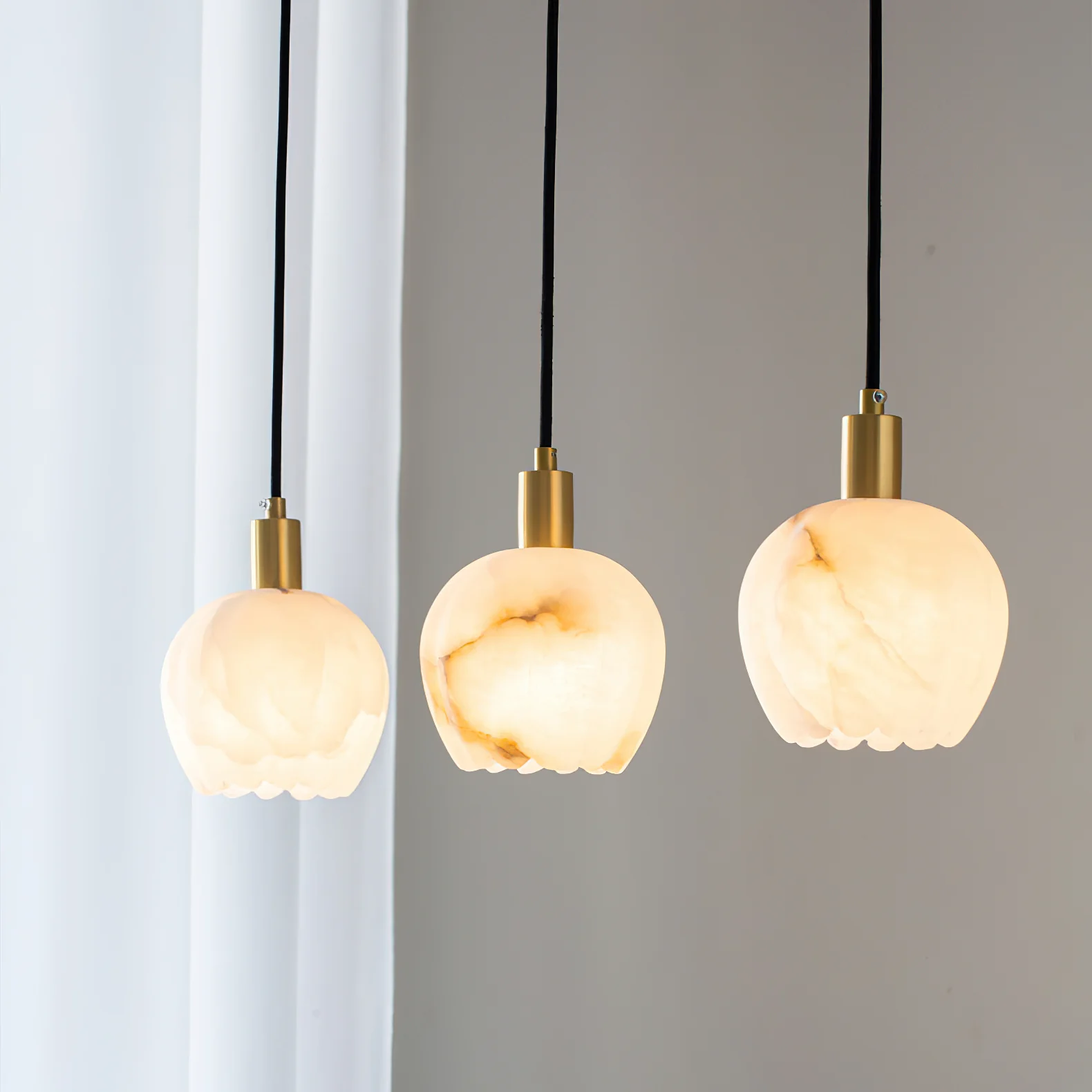 Jade Modern Round Flower Metal Alabaster Pendant Light Bedroom Dining Room