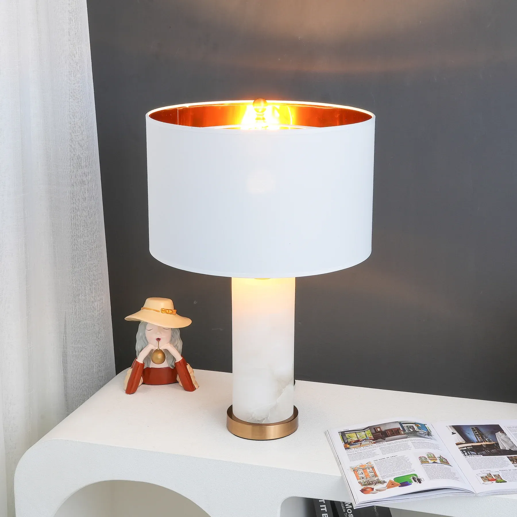 Jade Modern Table Lamp Scene Living Room Bedroom